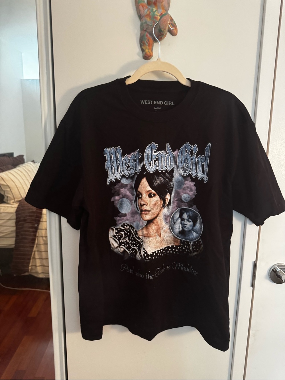 Lily Allen West End‎ Girl Concert Tee NWOT Black Graphic Oversized Size L